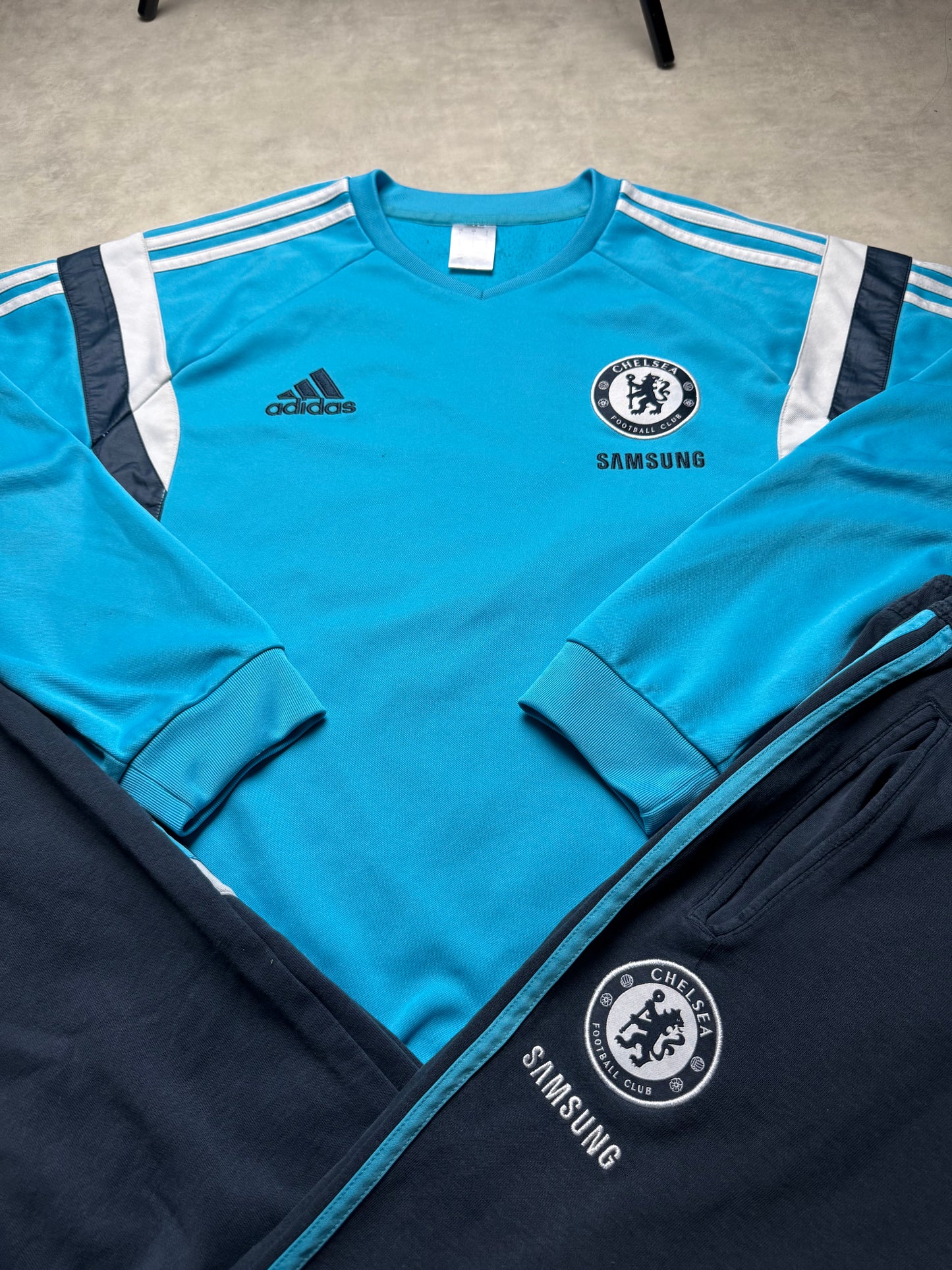 Chelsea Tracksuit Adidas L