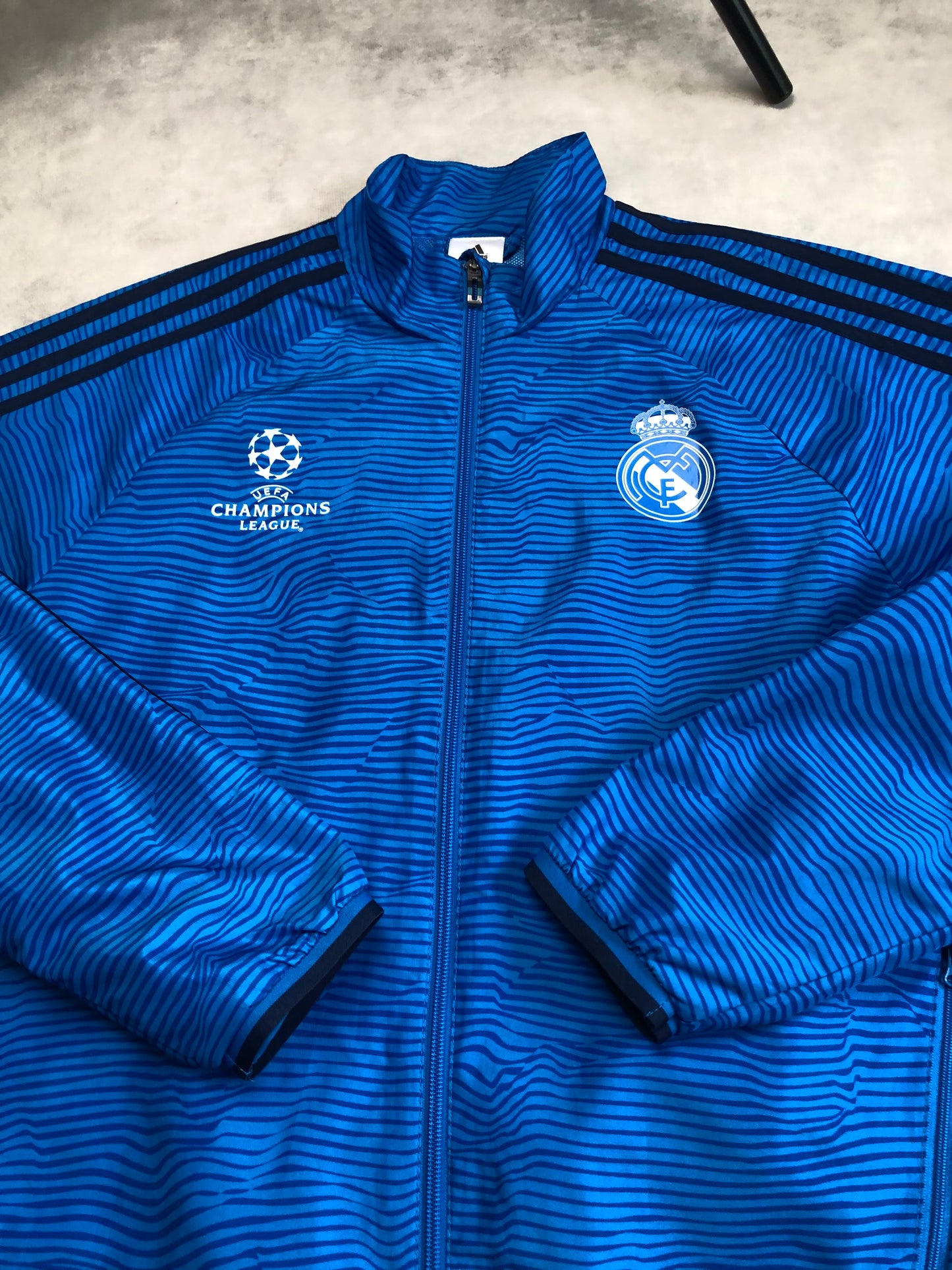 Real Madrid Trackjacket Adidas Champions League Edition M