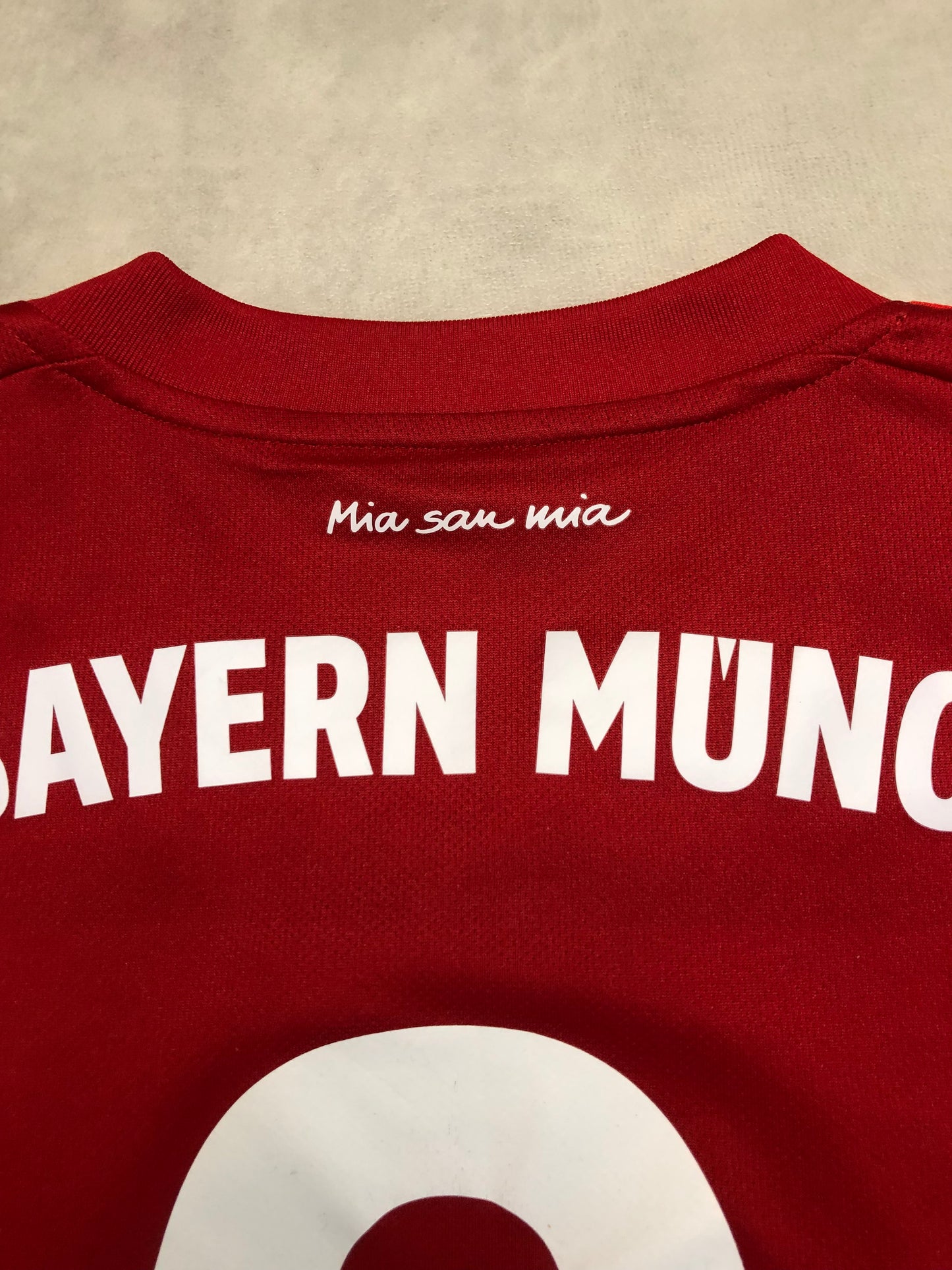 Bayern München Robert Lewandowski Trikot Adidas L