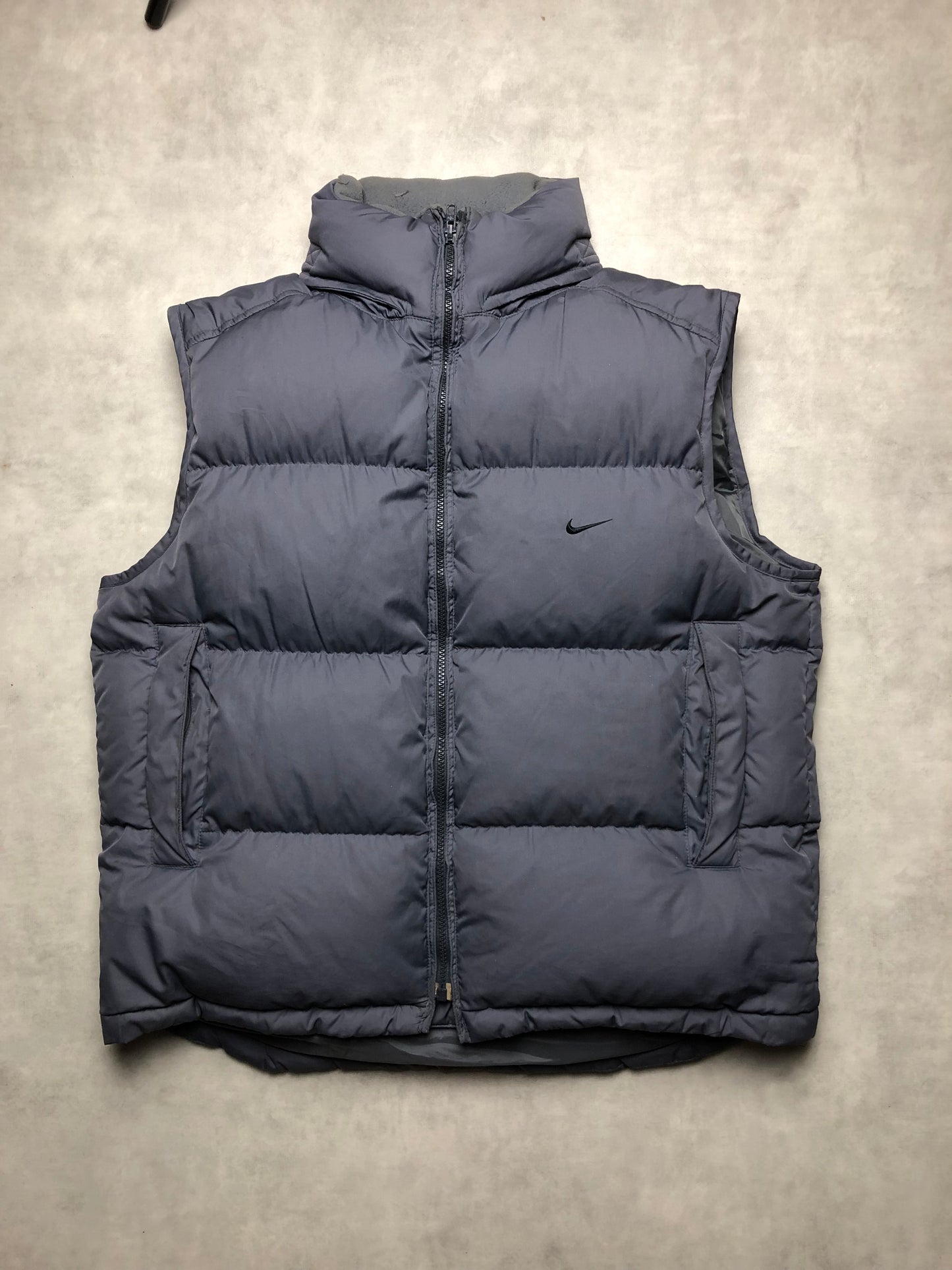Nike Puffer Weste grau M