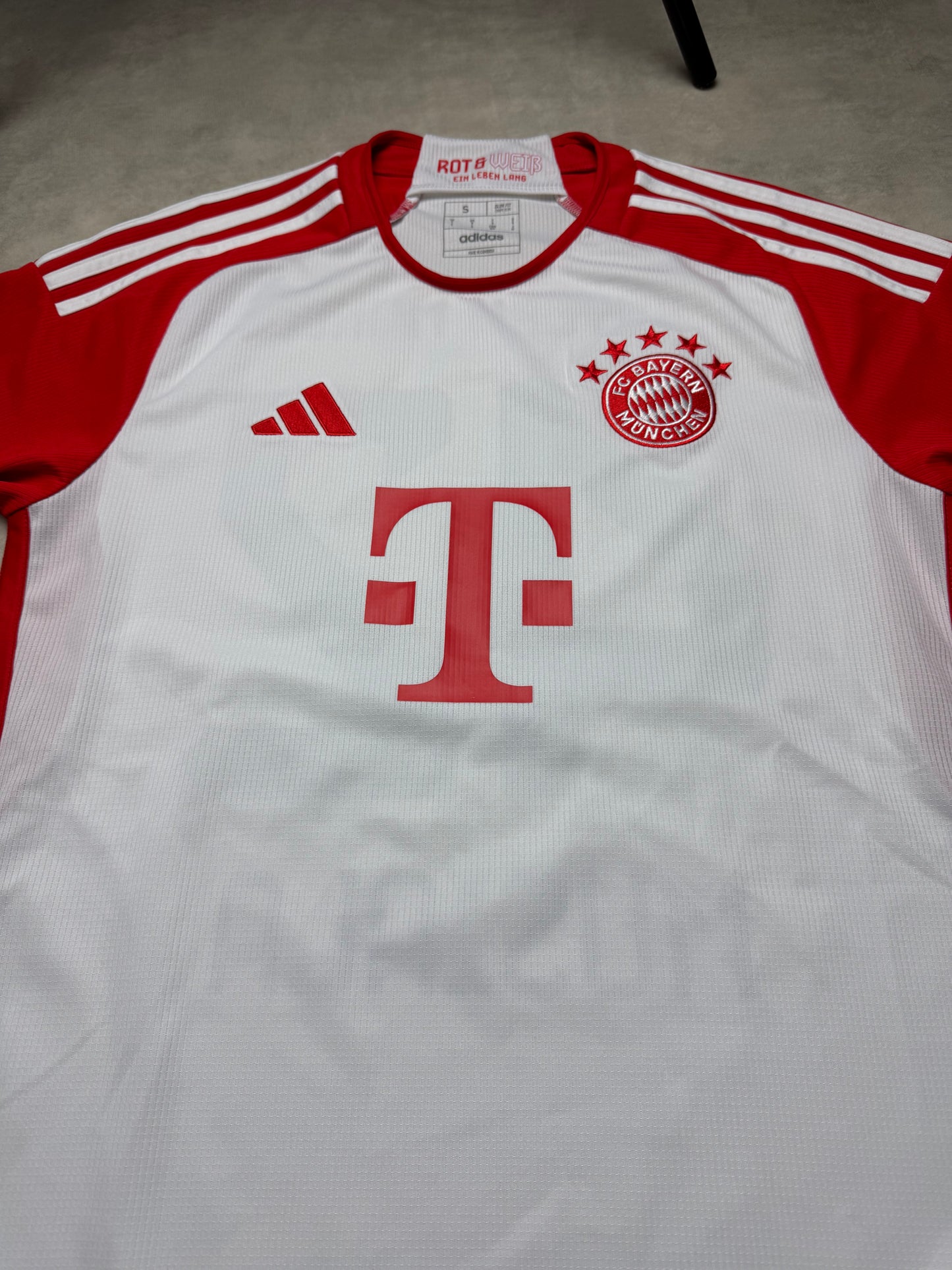 Bayern München Jamal Musiala Trikot Adidas S