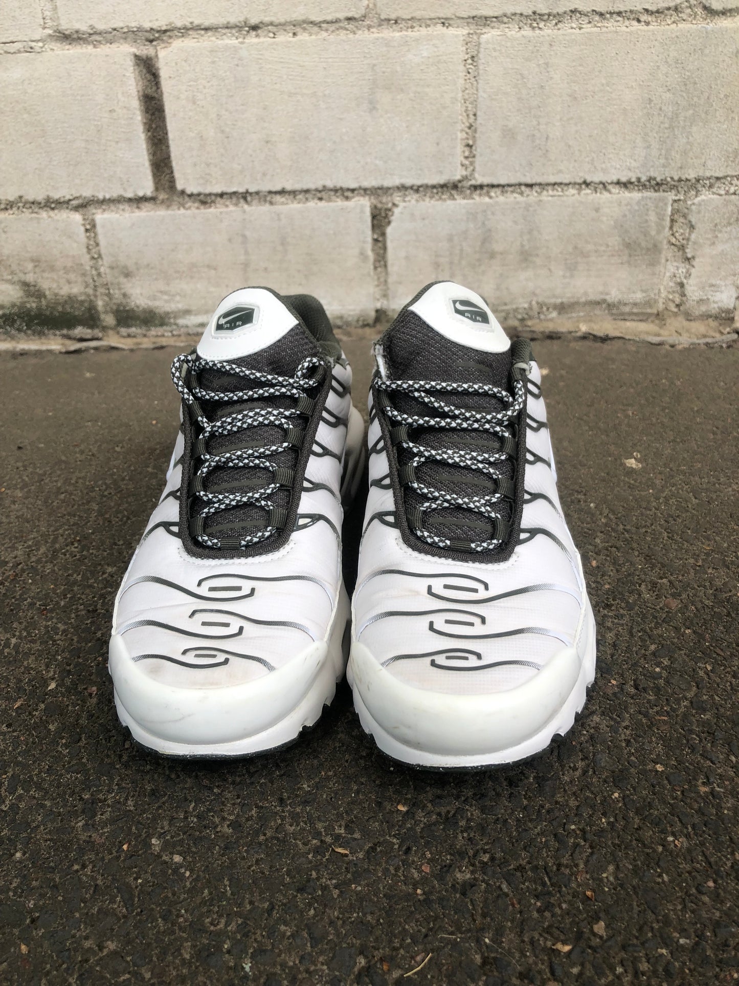 Nike TN OG Olive Schuhe 42