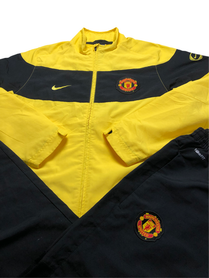 Manchester United Tracksuit Nike L