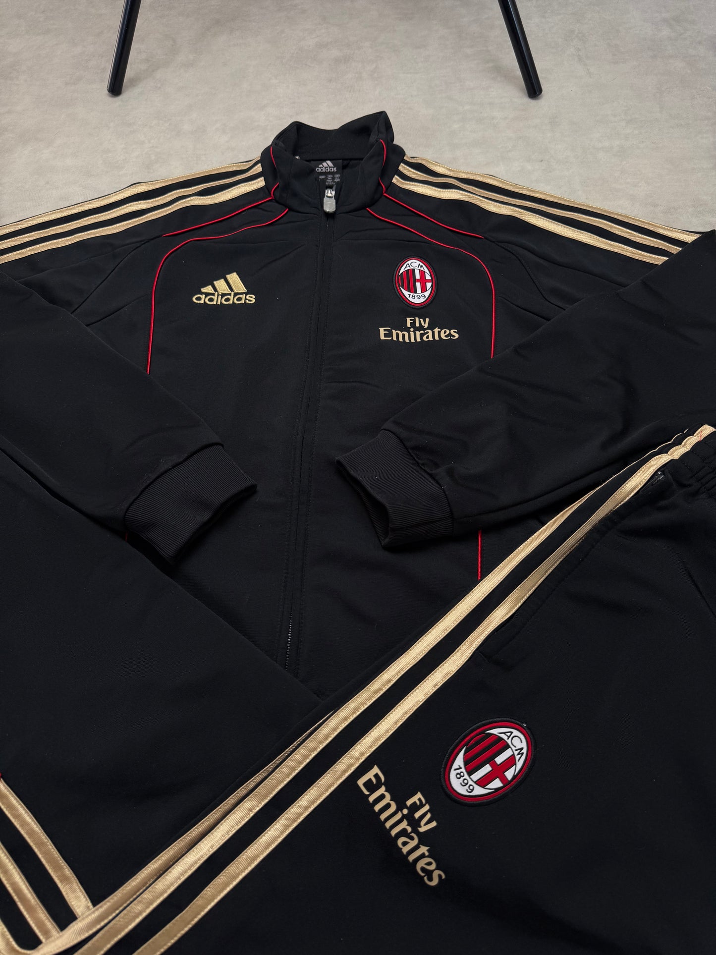AC Milan Tracksuit Adidas XS /S