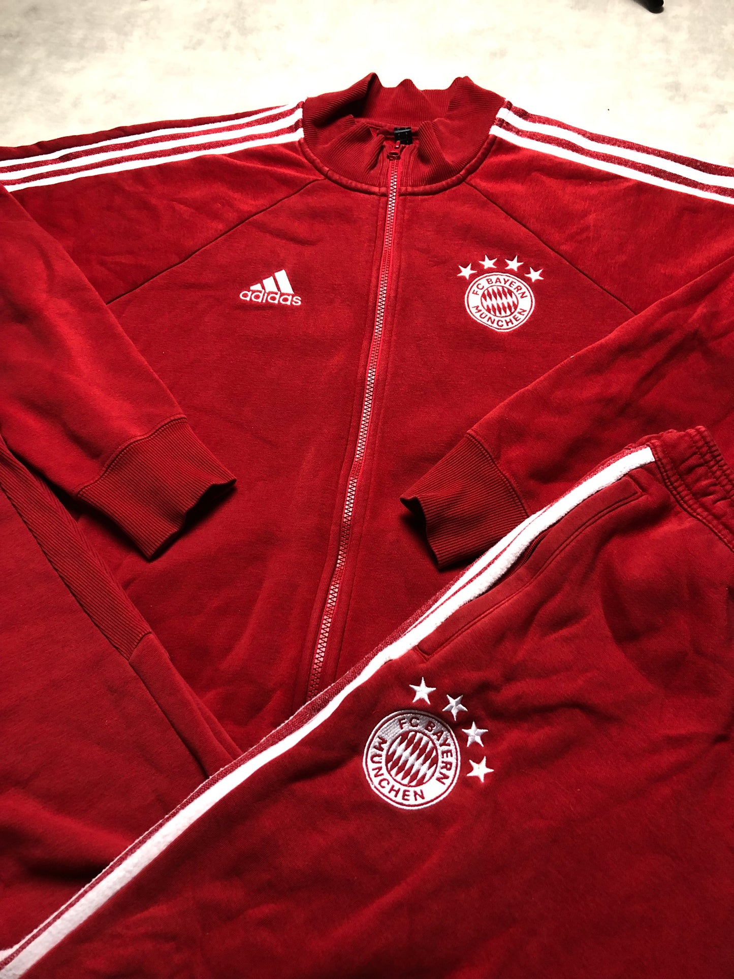 Bayern München Tracksuit Adidas L