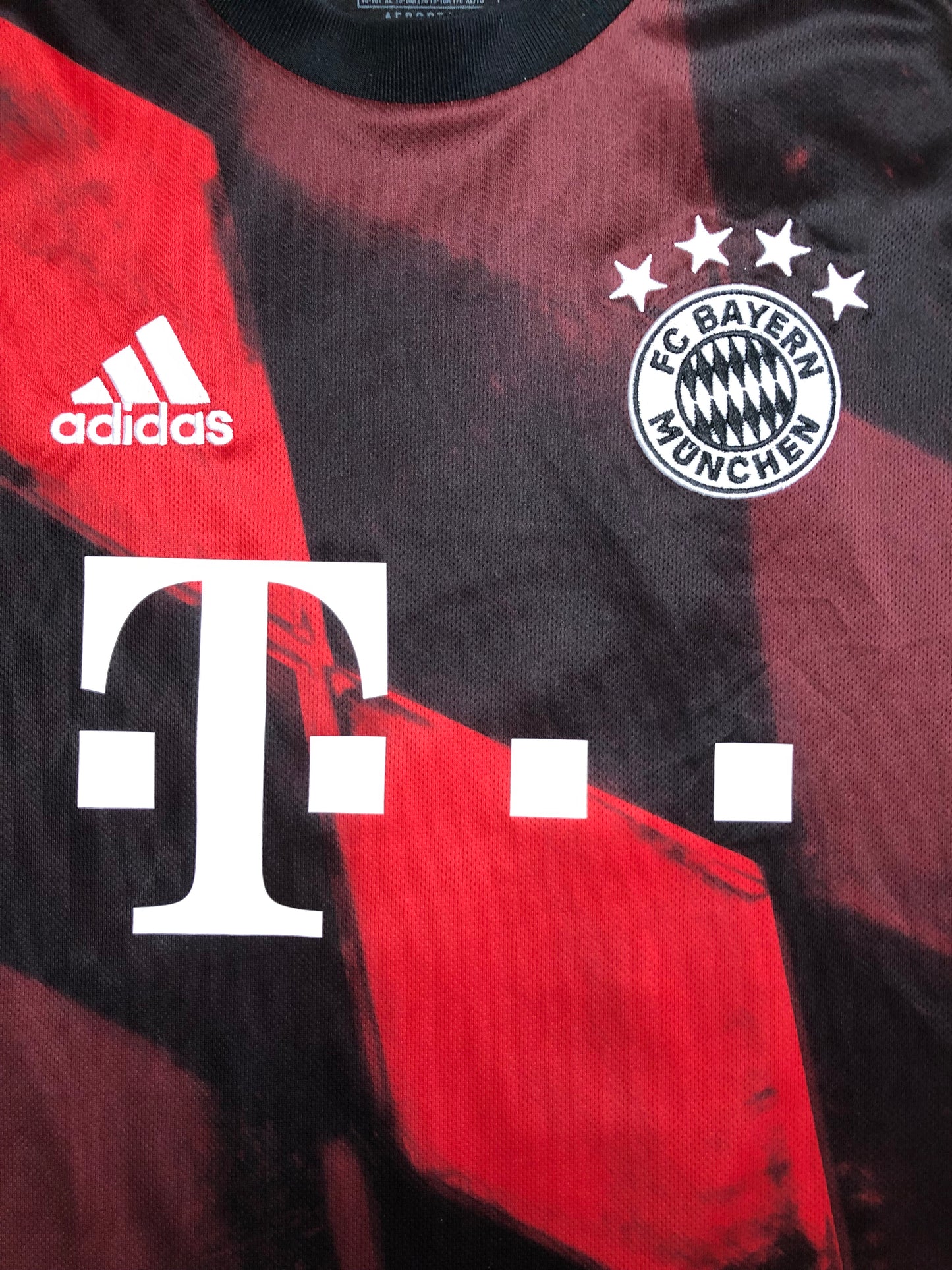 Bayern München Leon Goretzka Trikot Adidas S