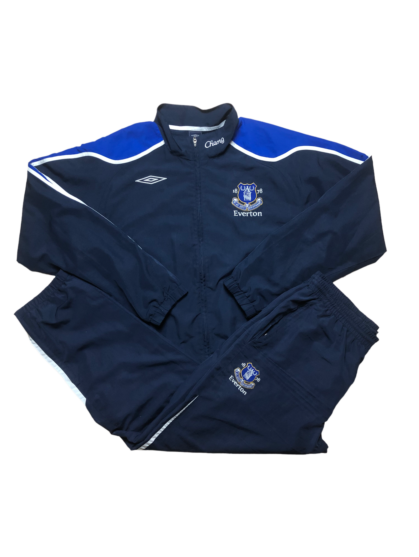 Everton Tracksuit Umbro XL