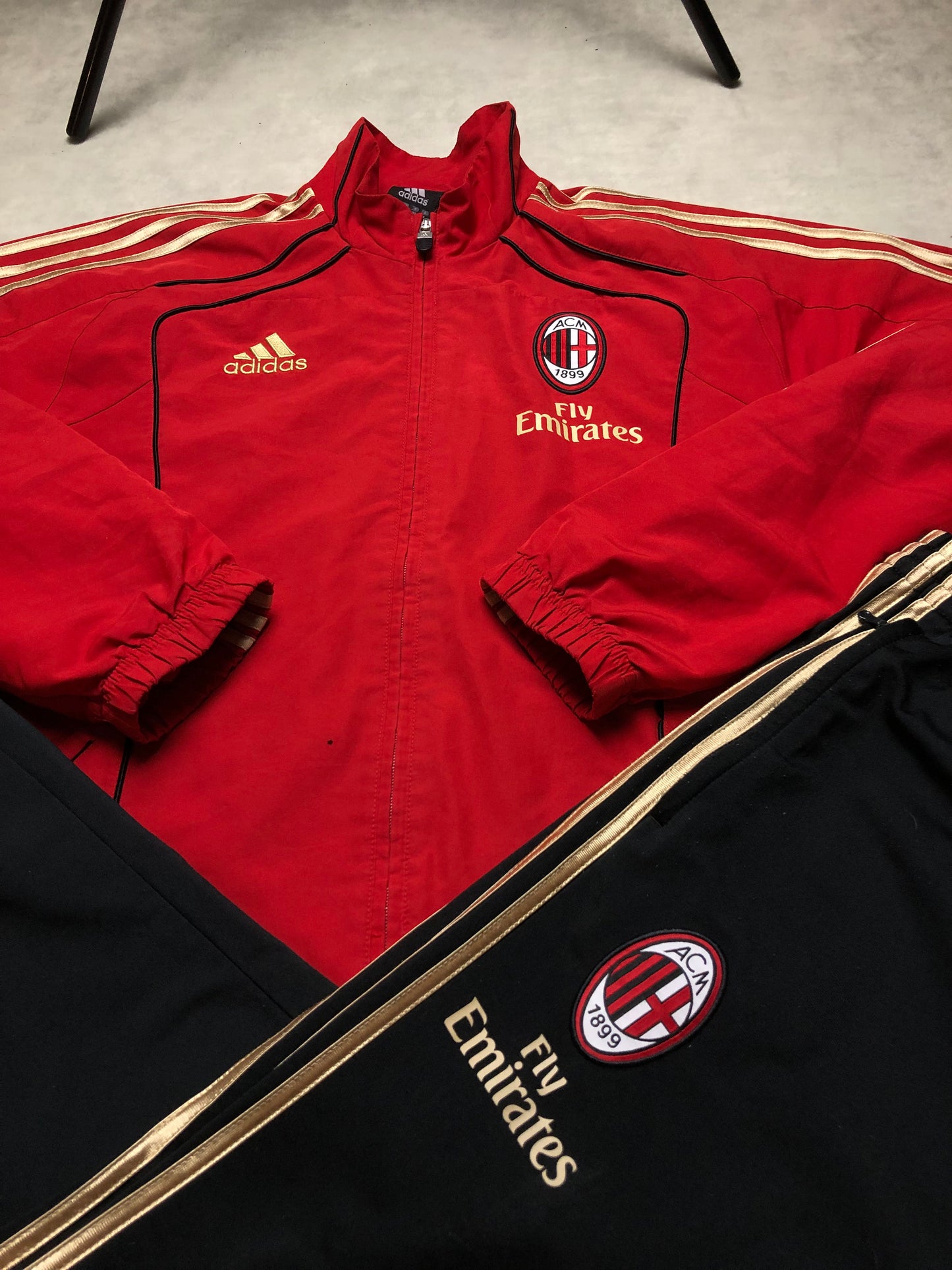 AC Milan Tracksuit Adidas L