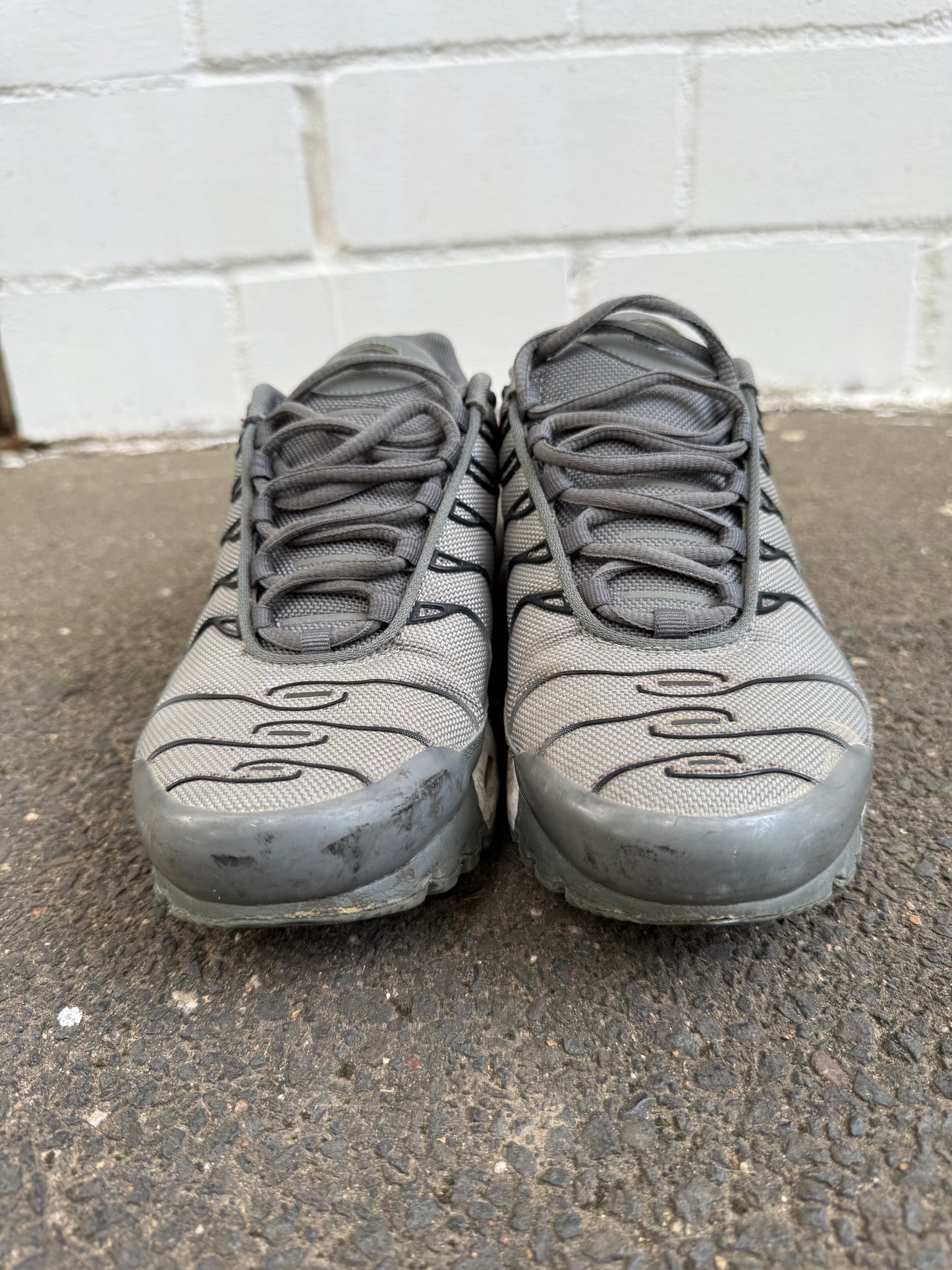Nike TN OG Dark Stucco Schuhe 40,5