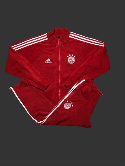 Bayern München Tracksuit Adidas L