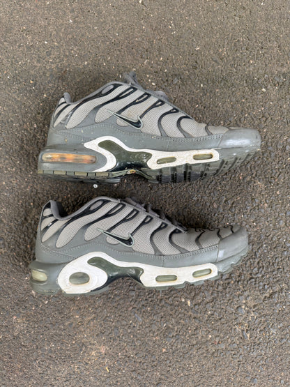 Nike TN OG Dark Stucco Schuhe 40,5