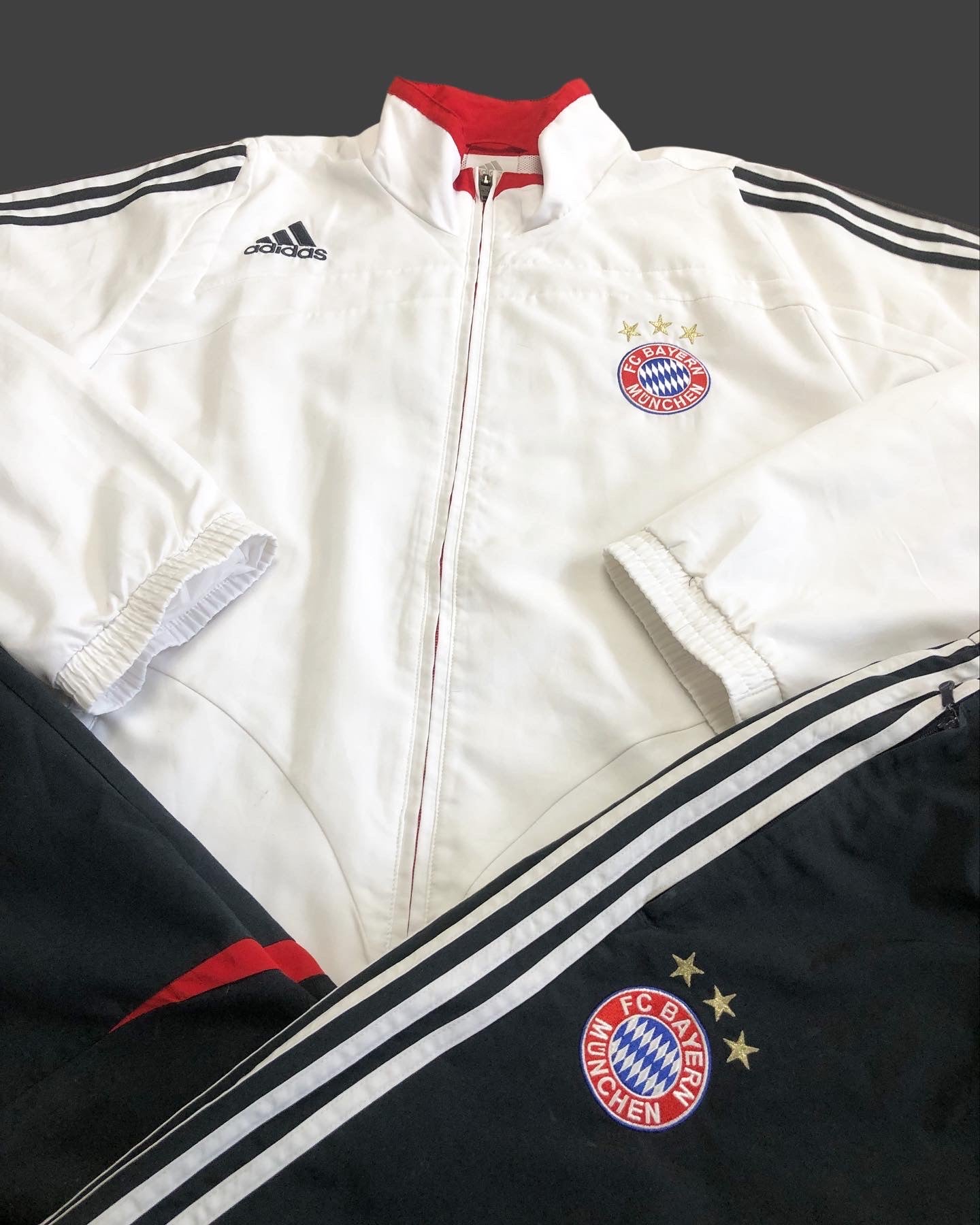 Bayern München Tracksuit Adidas L