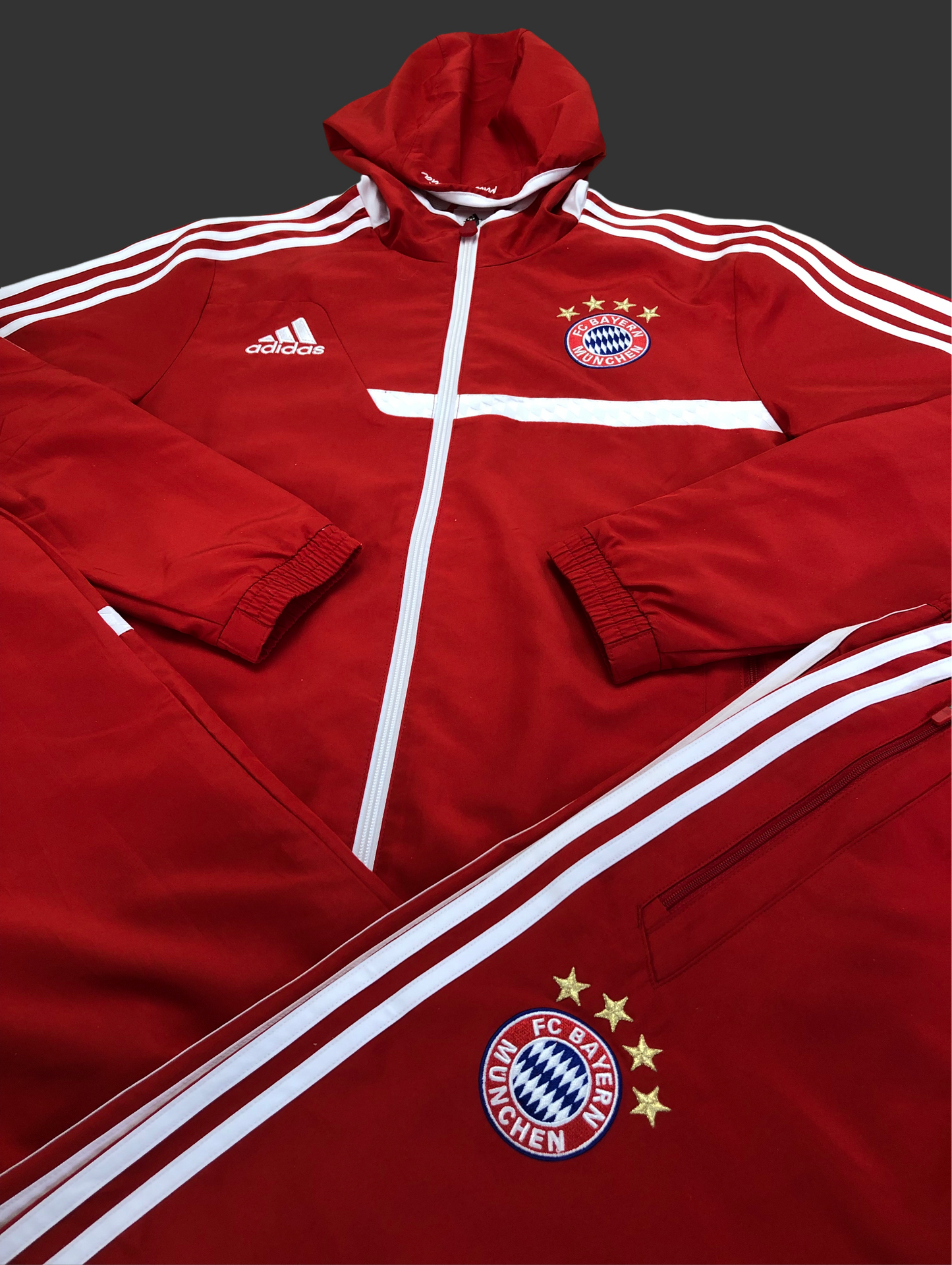 Bayern München Tracksuit Adidas S