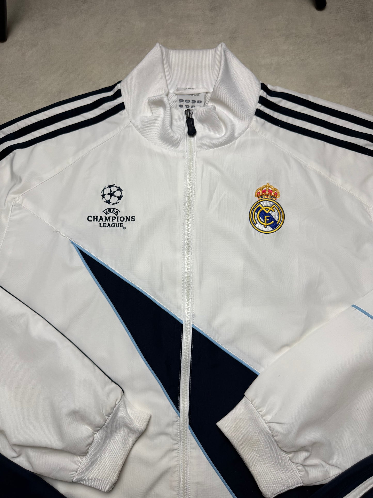 Real Madrid Tracksuit Adidas Champions League Edition L