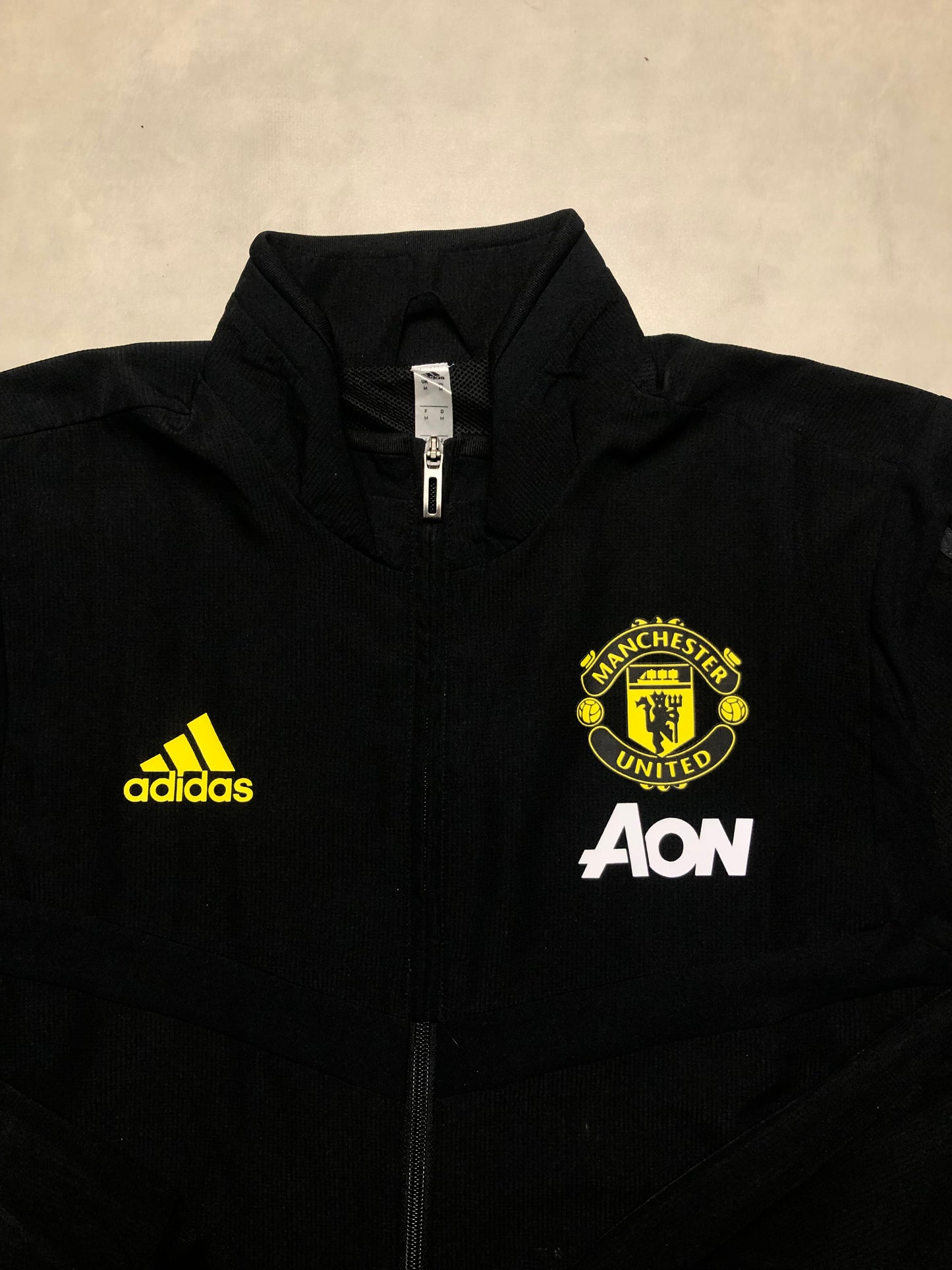 Manchester United Tracksuit Adidas M