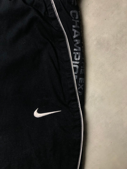 Nike Air Max Trackpants schwarz L