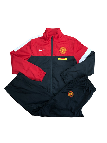Manchester United Tracksuit Nike L