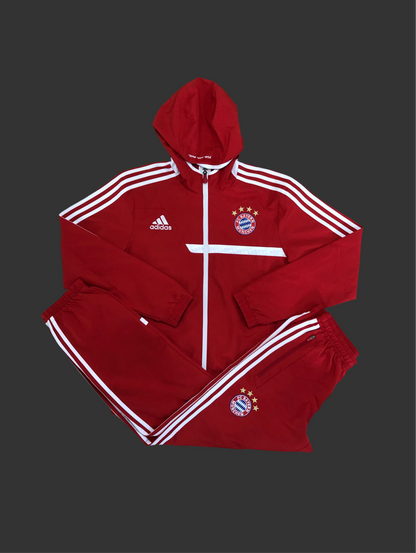 Bayern München Tracksuit Adidas S