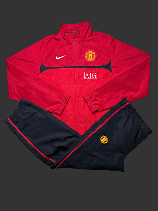 Manchester United Tracksuit Nike L