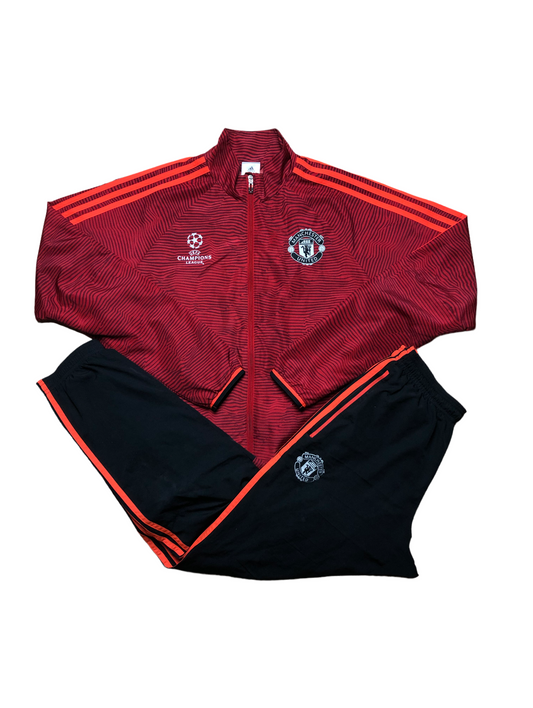Manchester United Tracksuit Adidas S & M Champions League Edition