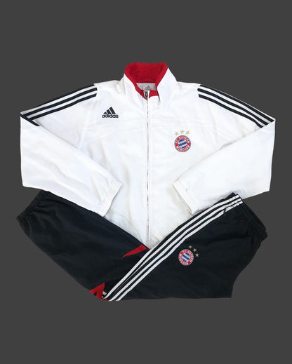 Bayern München Tracksuit Adidas L