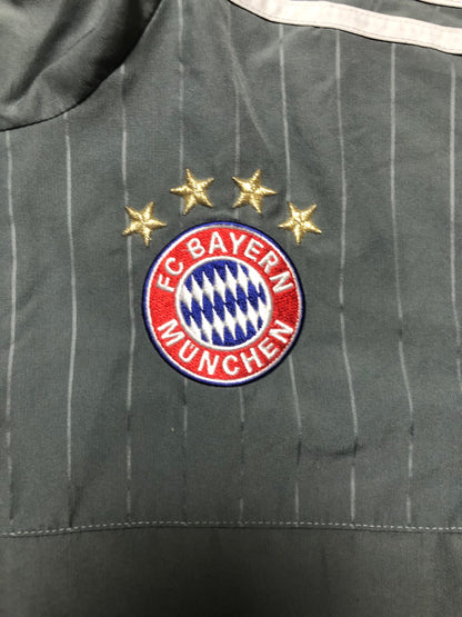 Bayern München Tracksuit Adidas Größe S