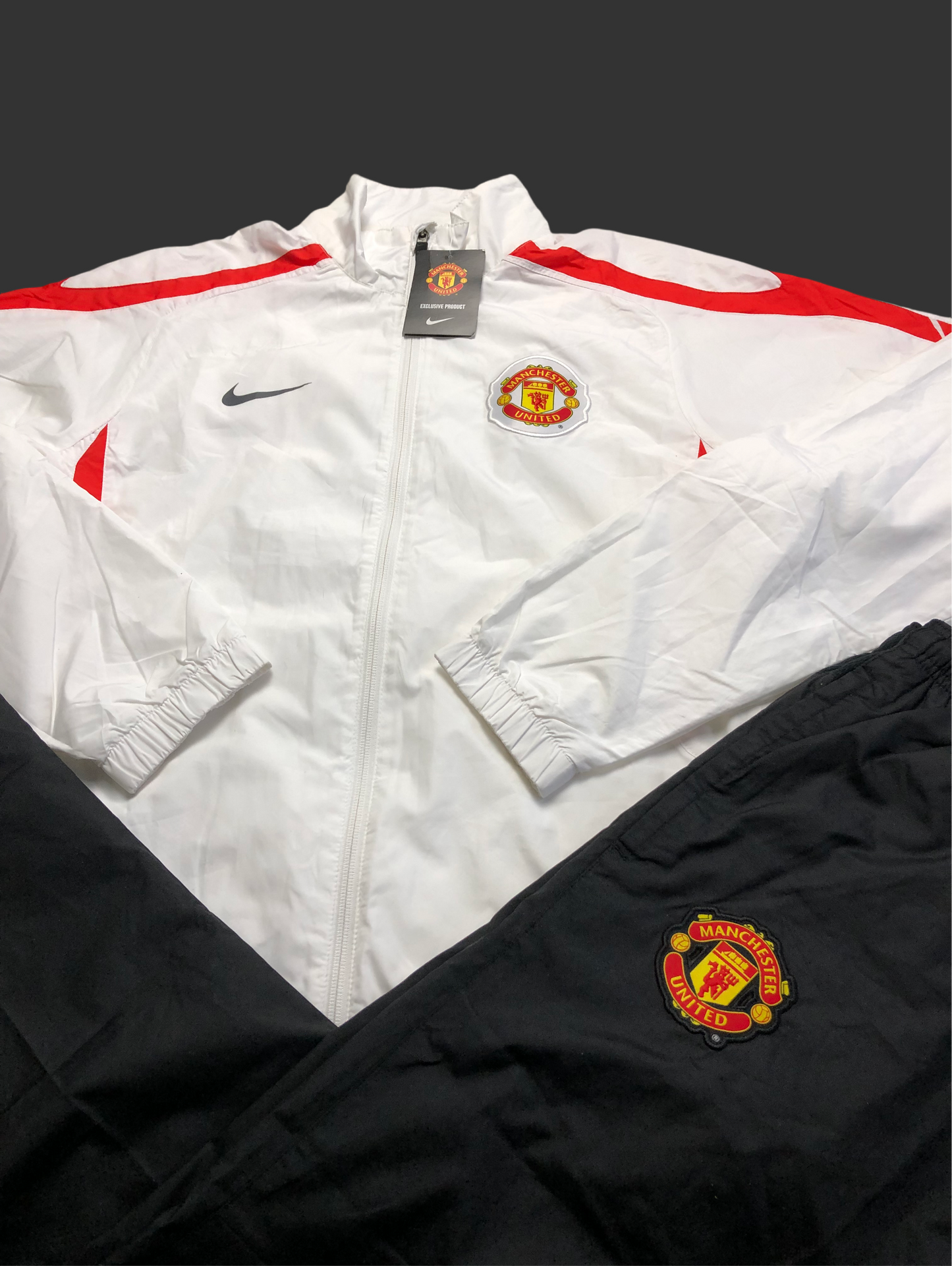 Manchester United Tracksuit Nike M (komplett neu, mit Tags)