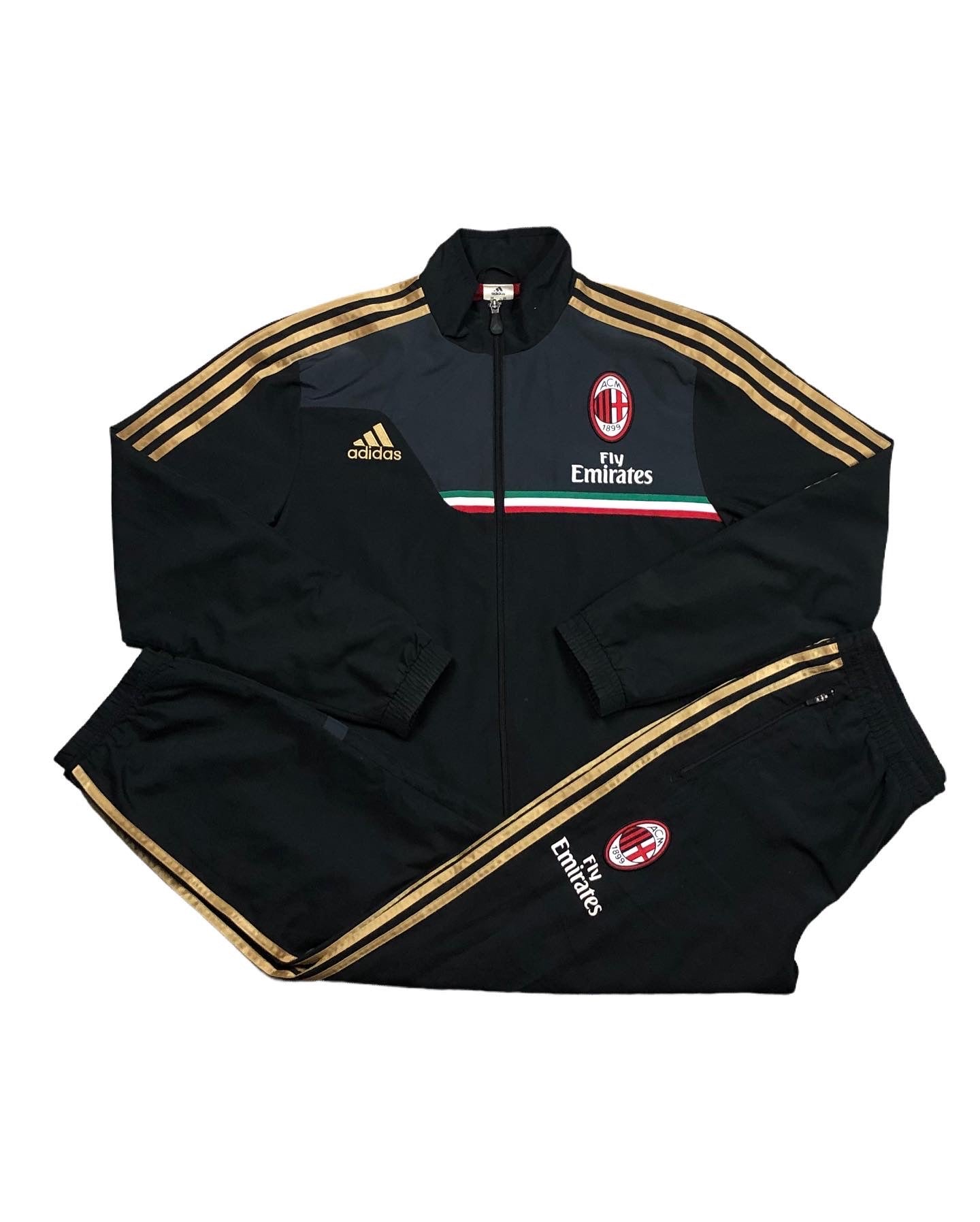 AC Milan Tracksuit Adidas L-XL