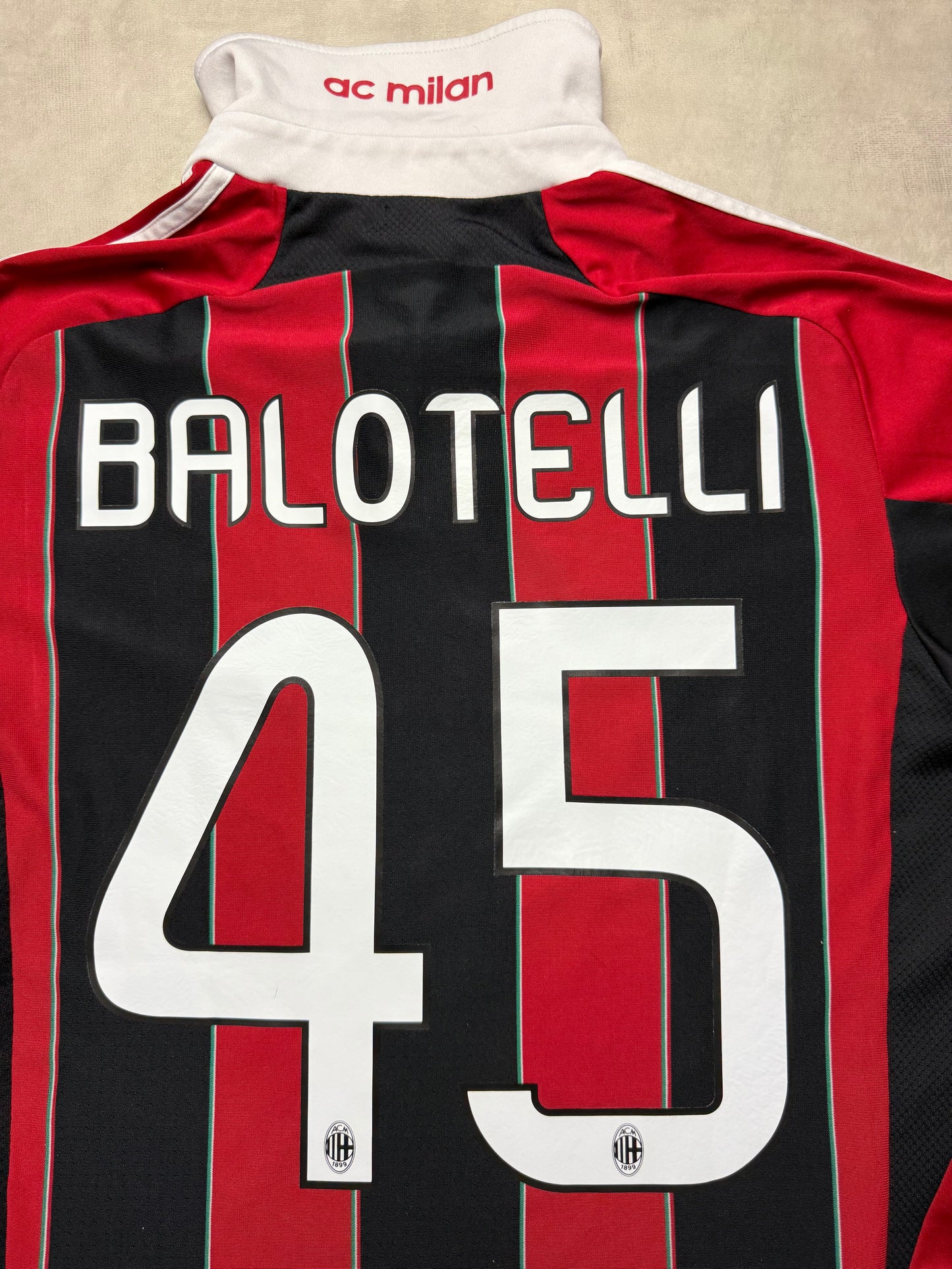 AC Milan Mario Balotelli Trikot Adidas M 2012