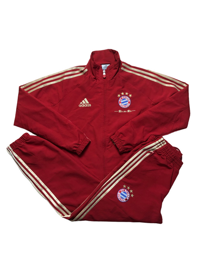 Bayern München Tracksuit Adidas S & L